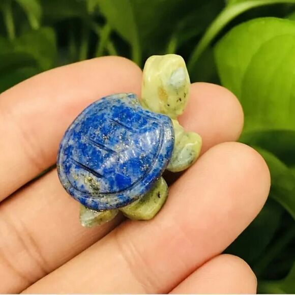 New! Natural Crystal Double Color Turtle in Lapis Lazuli - Picture 2 of 2